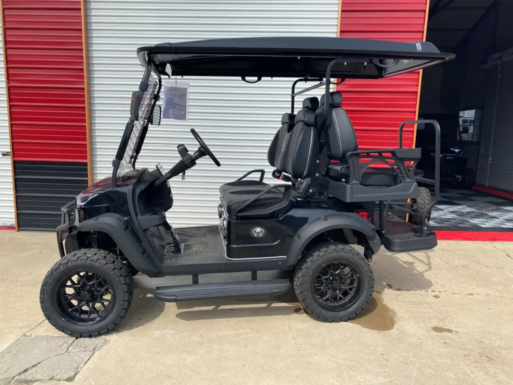 Do Golf Courses rent clubs Kirtland ohio