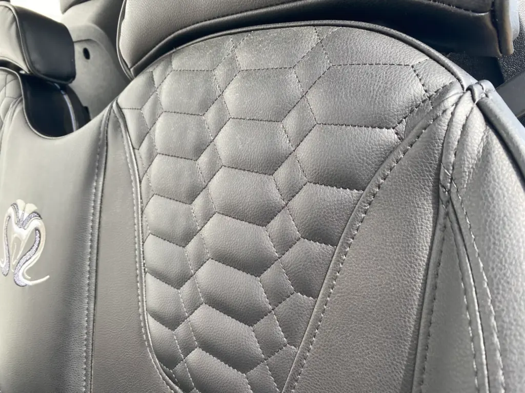 Do Golf Courses rent clubs Wickliffe ohio