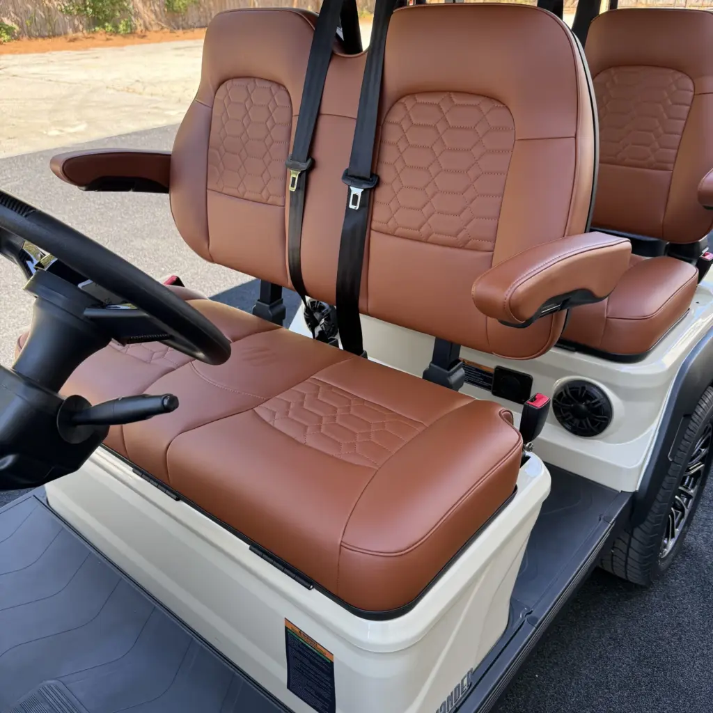 voyager electric vehicles commander Mentor on the Lake Ohio