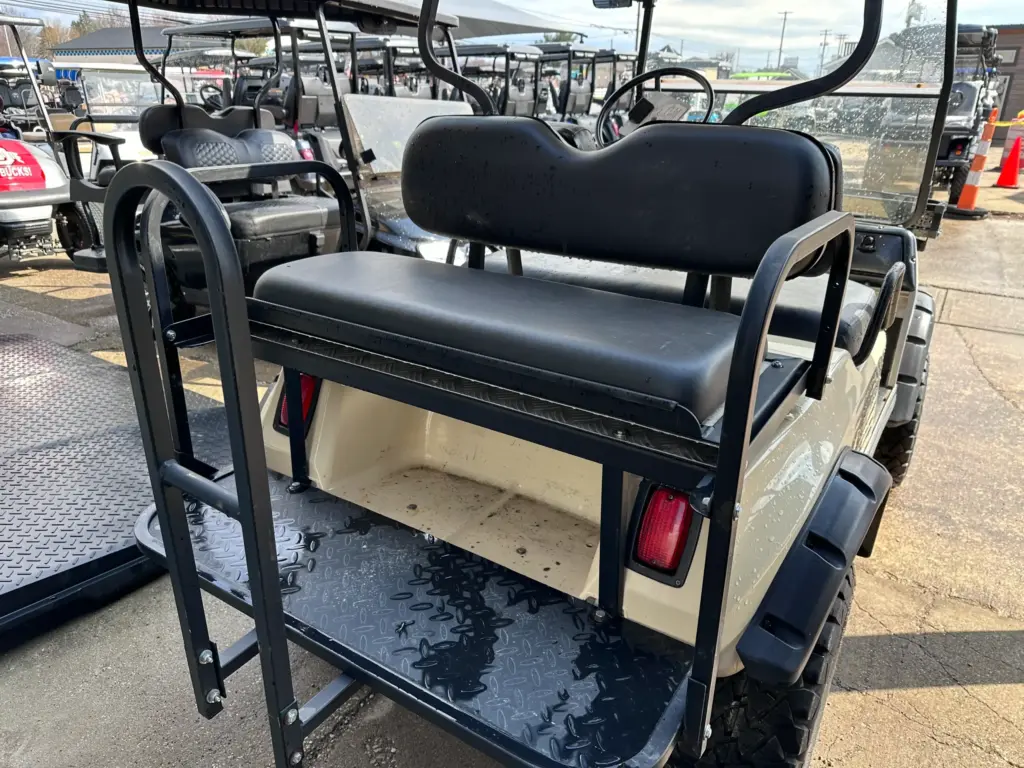 how long are golf carts Wickliffe Ohio