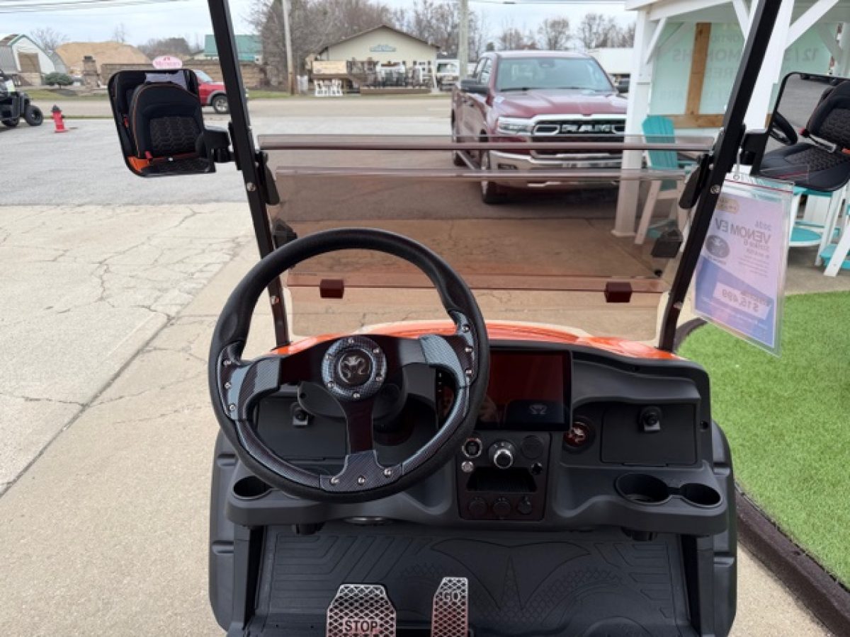 2026 venom ev strike 6 golf cart Kirtland Ohio