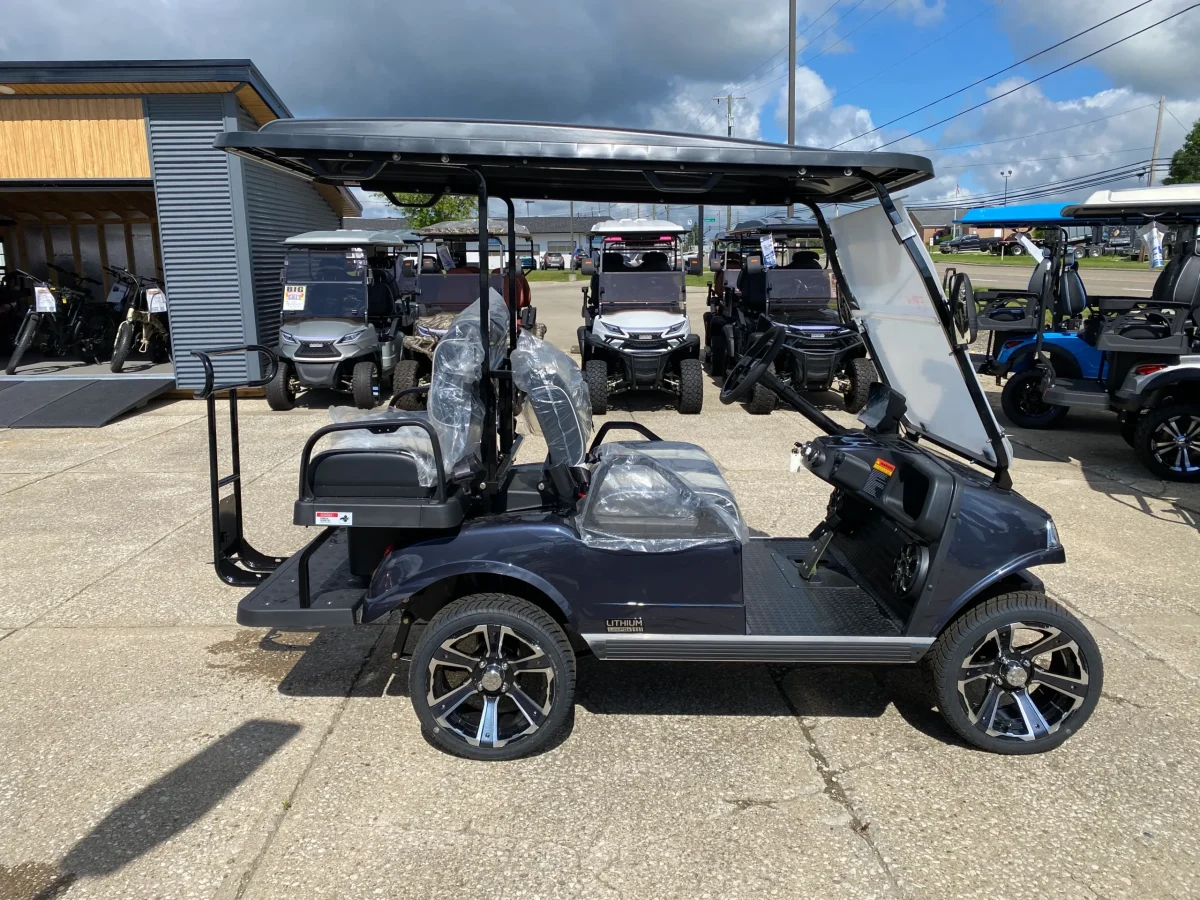 4 person electric golf cart Bowling Green Ohio