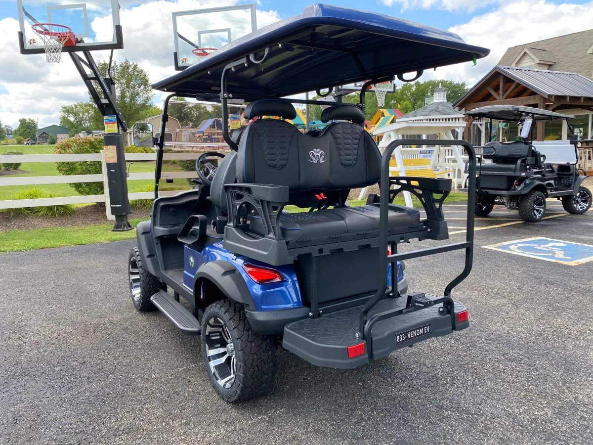 4 person golf cart with bag holder Canton Ohio