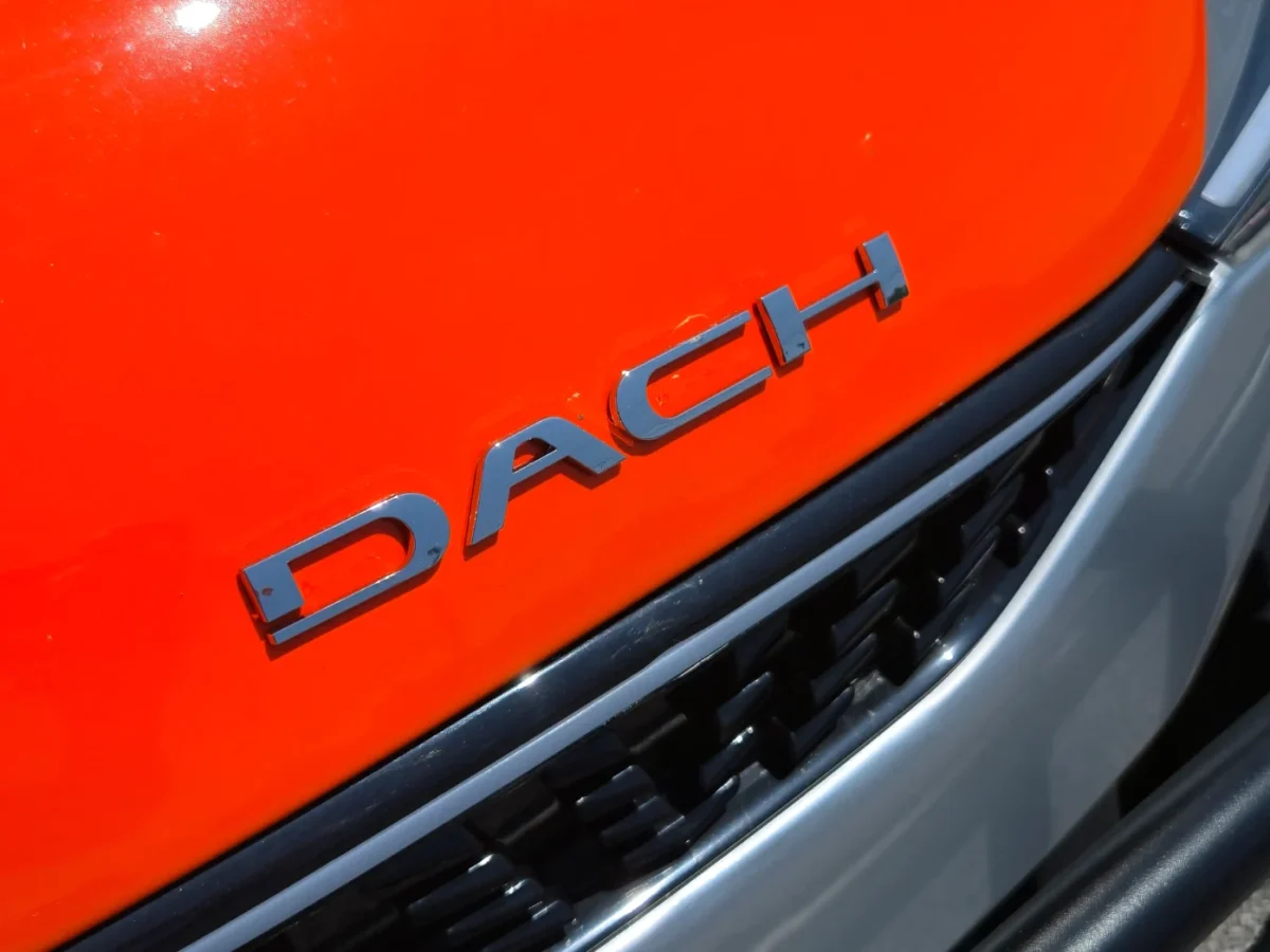 dach falcon explorer for sale near me Chesterland ohio