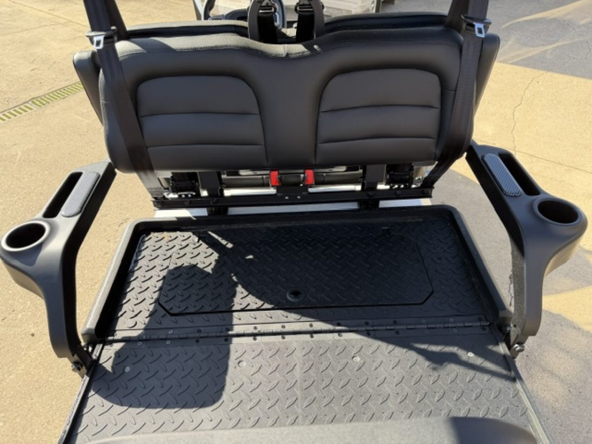 dach falcon golf carts for sale Middlefield Ohio