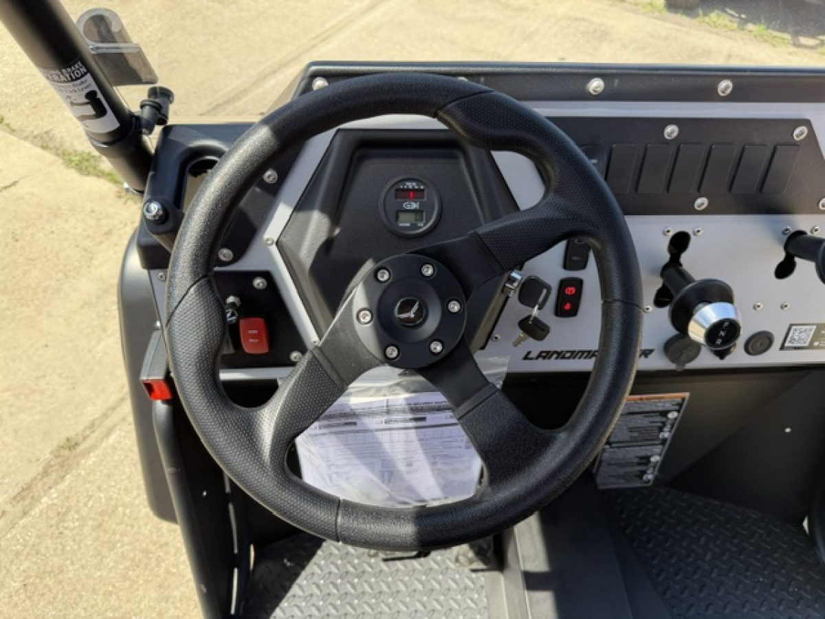 landmaster n6 utv​ Chardon Ohio