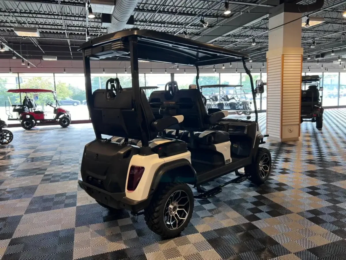 maverick 4 golf cart Cincinnati ohio